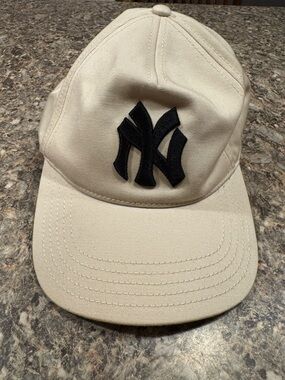 American Needle New York Yankees Beige Baseball Cap with Black Logo